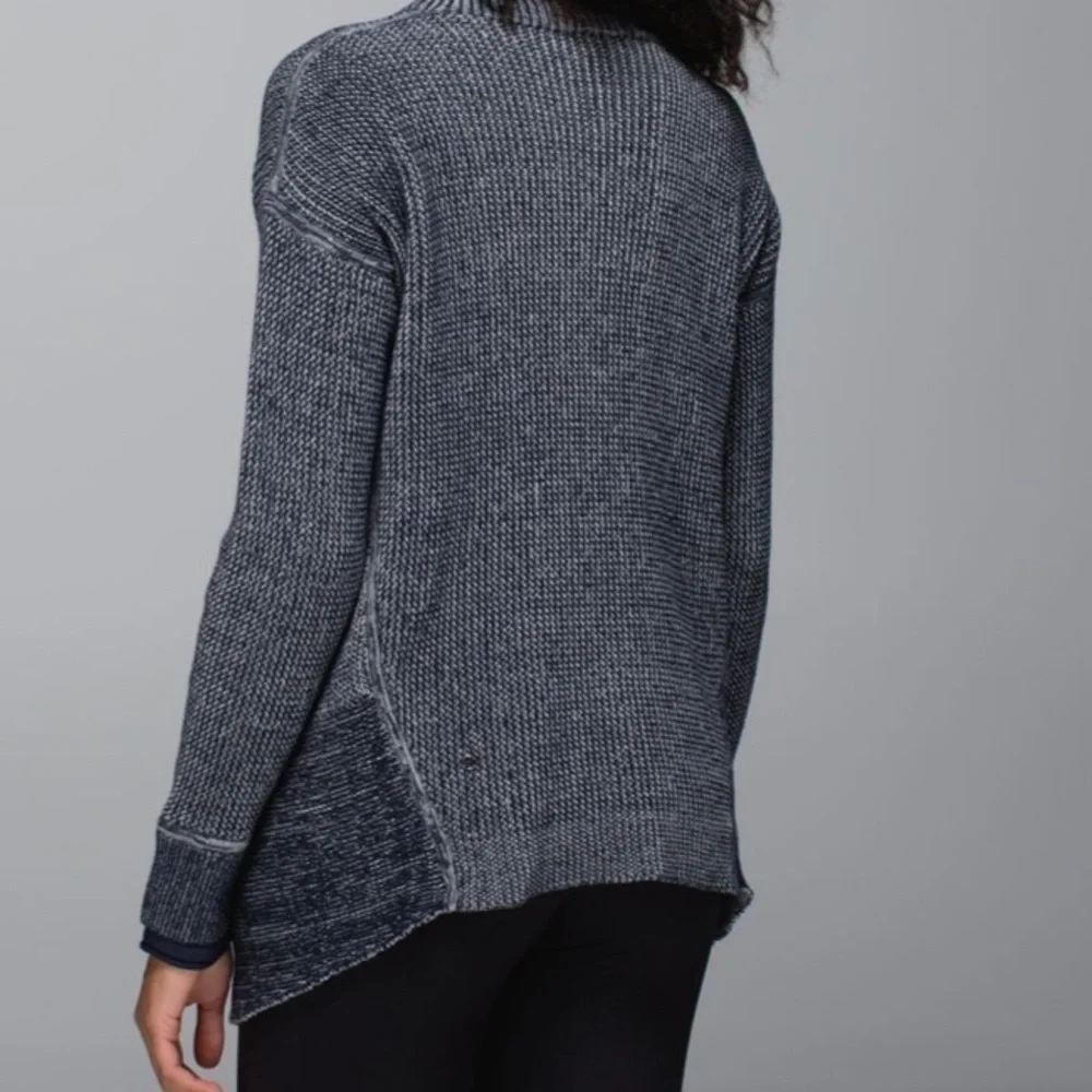 Lululemon vestigan cardigan sweater vest inkwell Size 8